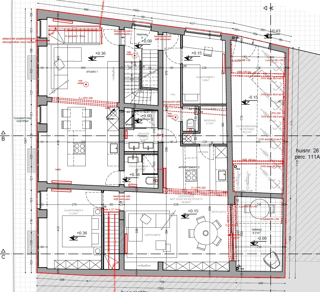 TUSSEN HET PAS - 8 app